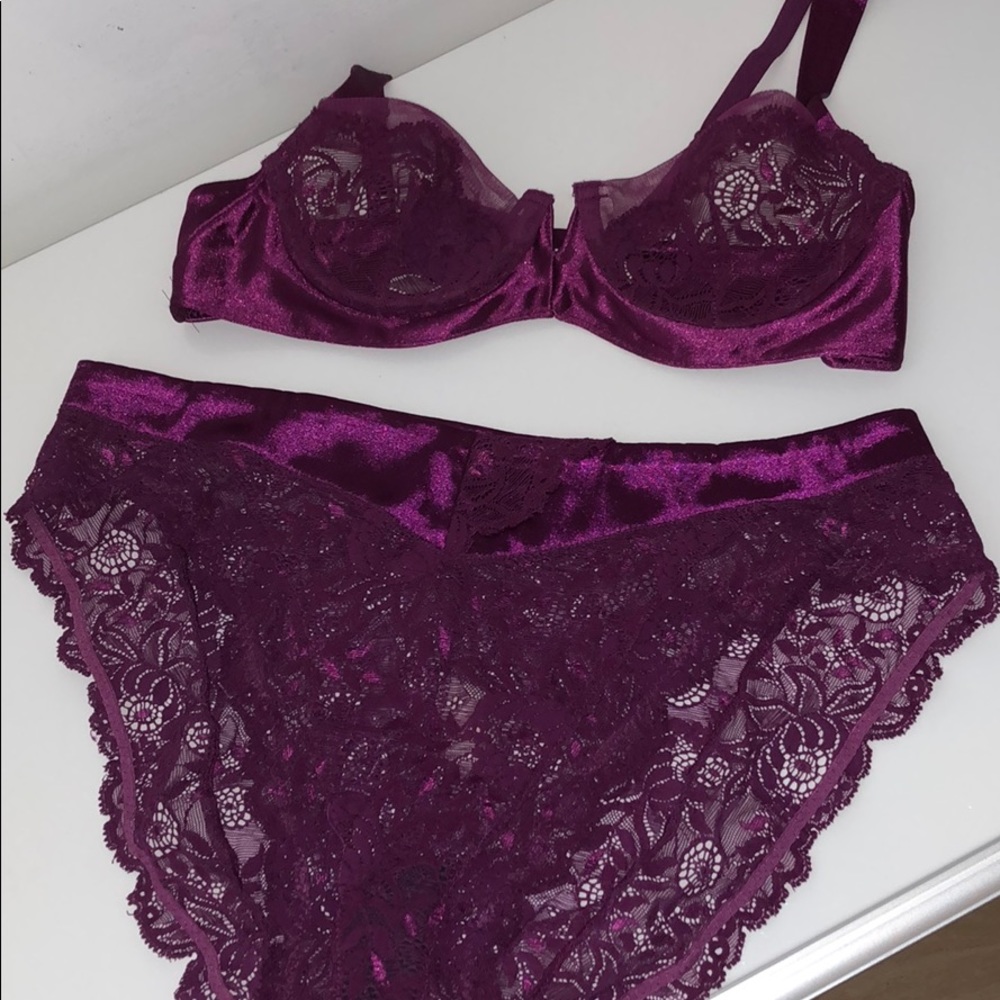 VS VINTAGE SATIN, LACE, & MESH PURPLE BRA & PANTY - Picture 5 of 15
